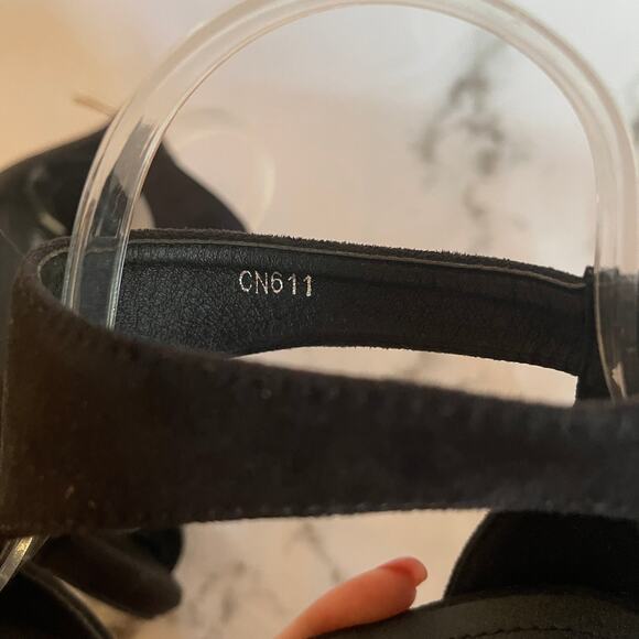 Chic Nana T Strap Pump Size 41 - Picture 11 of 11